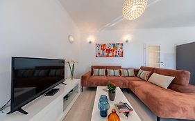 Apartment Pavlovic